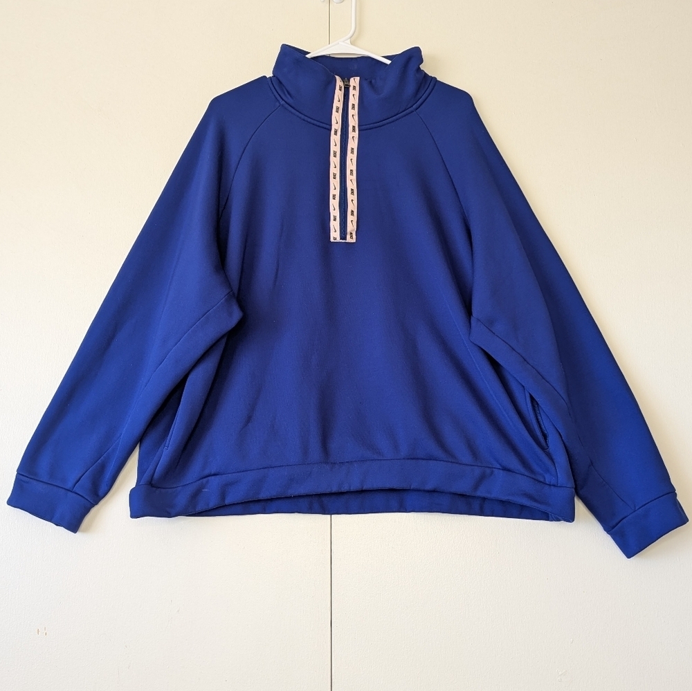 Nike‎ Women's Therma 1/2-Zip Graphic Training Crew